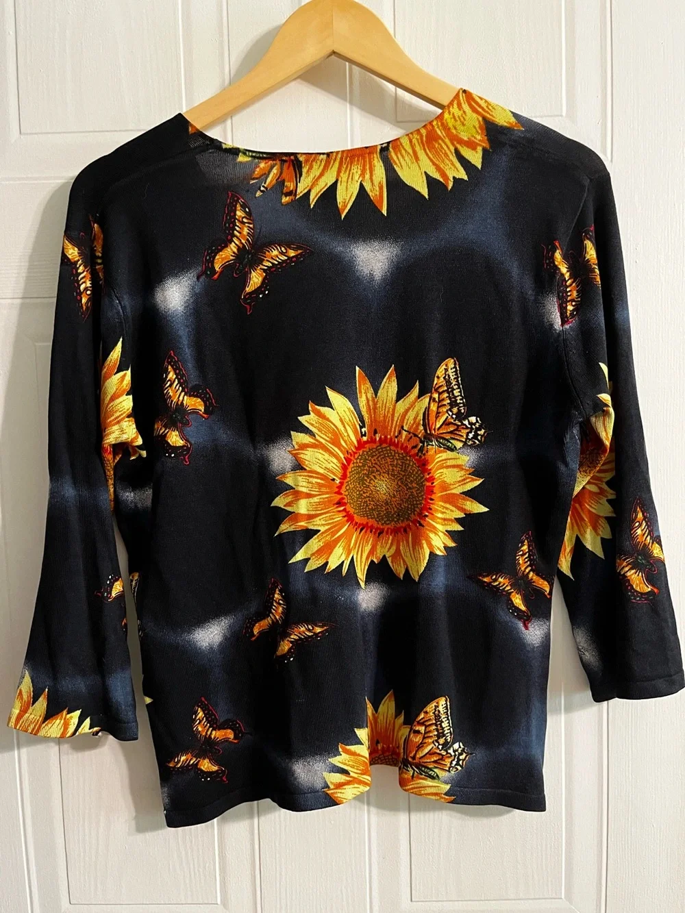 PRACTICAL MAGIC WHIMSIGOTH VTG SILK BLEND SWEATER - SIZE LARGE